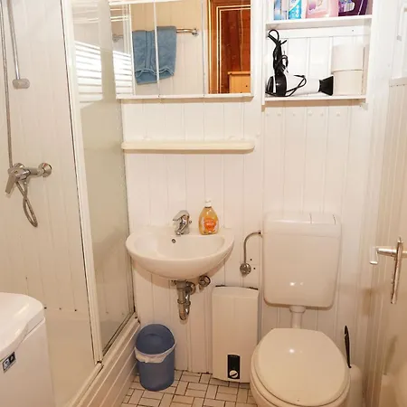 Zeltdachhaus Mit Grosser Terrasse Und W-lan * 담프