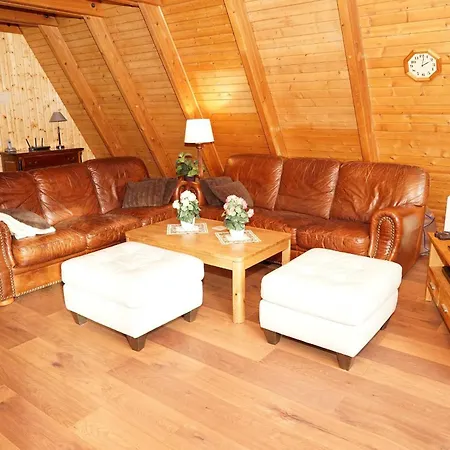 Zeltdachhaus Mit Grosser Terrasse Und W-lan 펜션 *